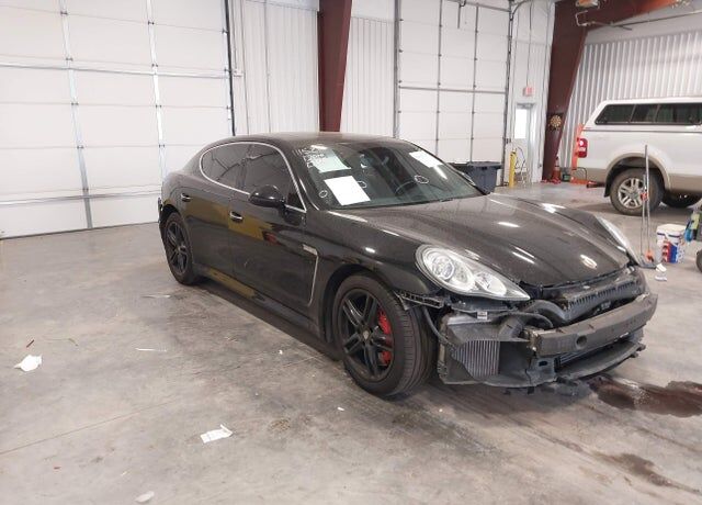 2011 PORSCHE Panamera