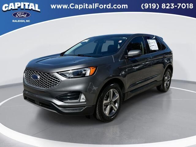 2023 FORD Edge
