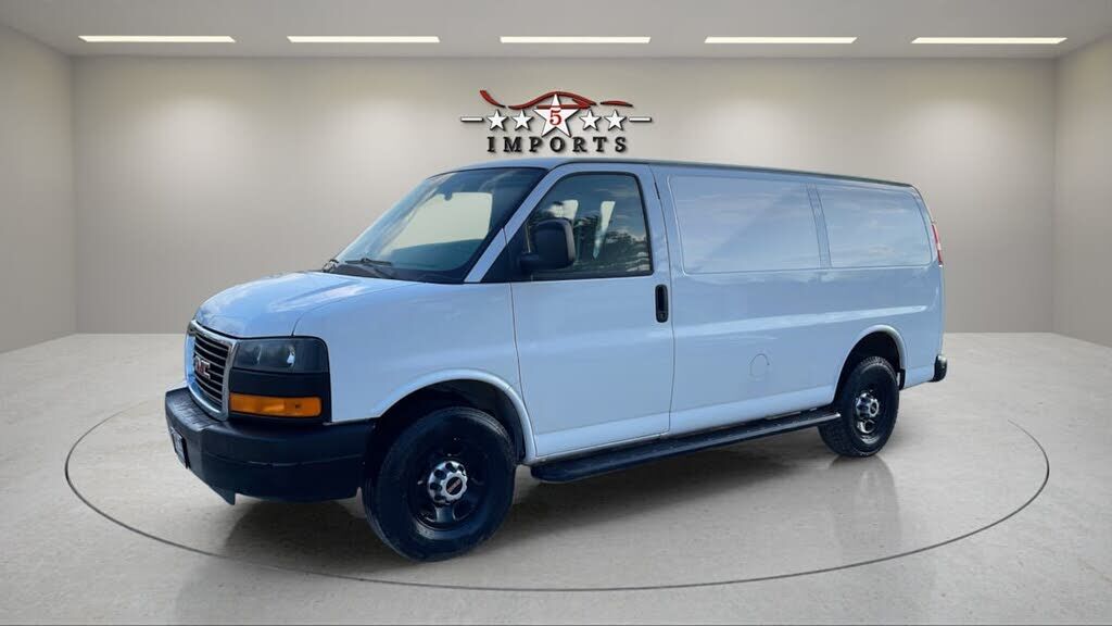 2014 GMC Savana