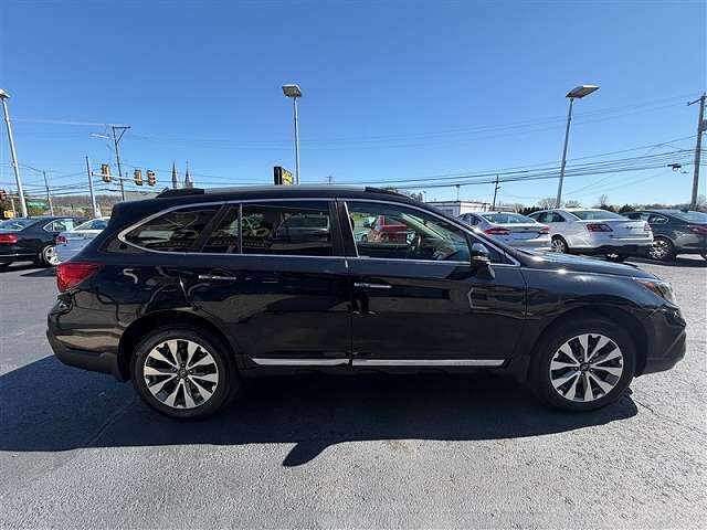 2018 SUBARU Outback