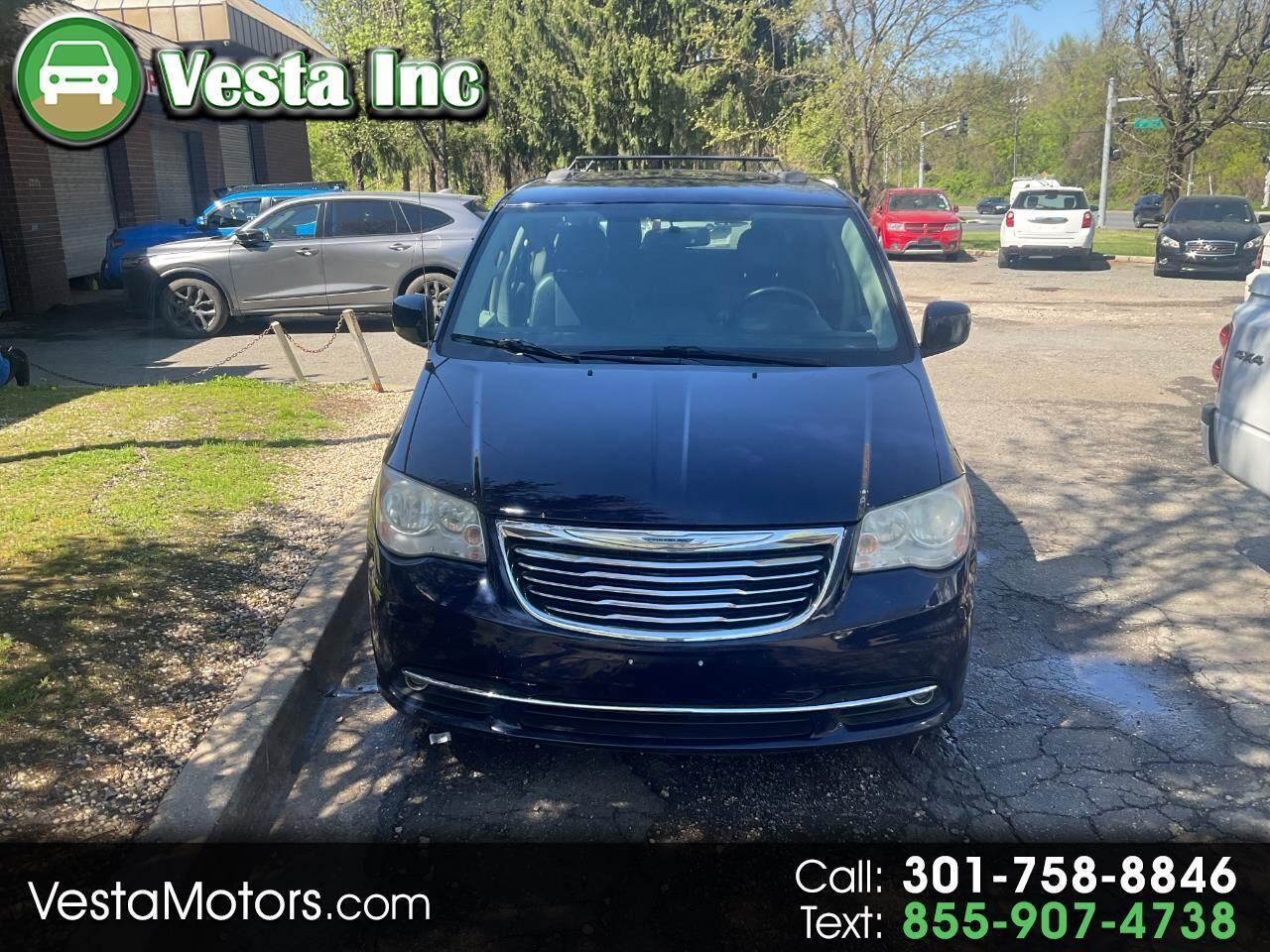 2014 CHRYSLER Town and Country