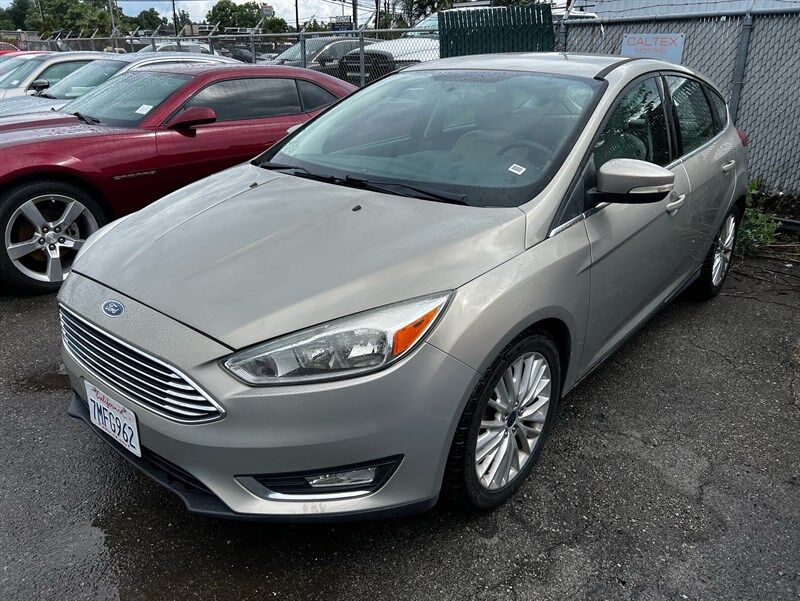 2015 FORD Focus