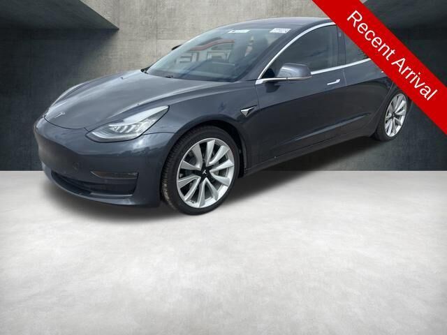 2018 TESLA Model 3