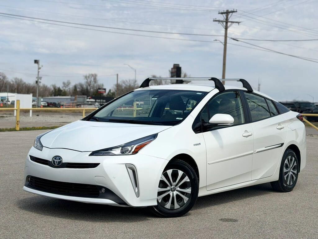 2019 TOYOTA PRIUS