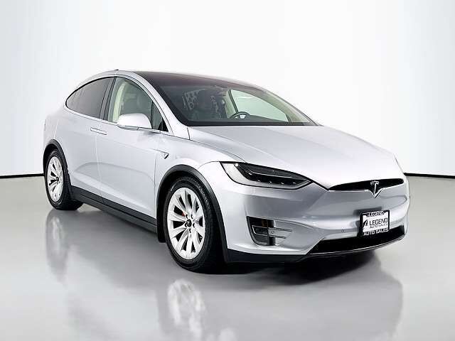 2016 TESLA Model X