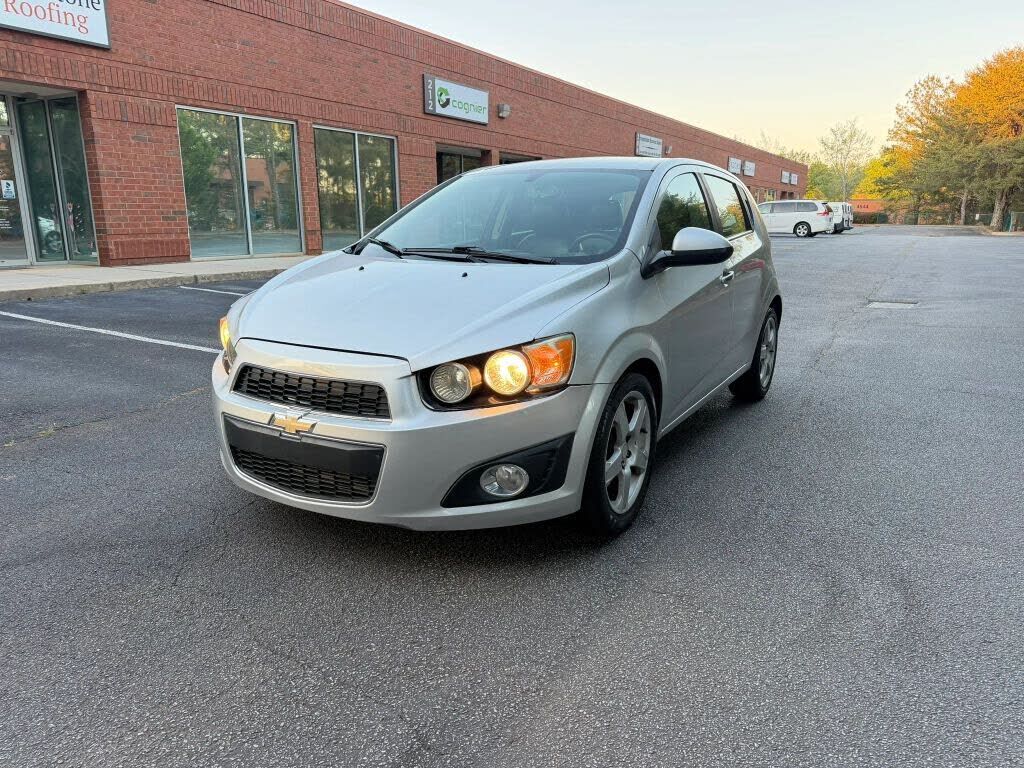 2016 CHEVROLET Sonic