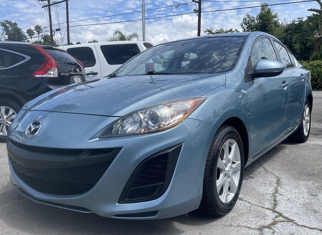 2011 MAZDA Mazda3