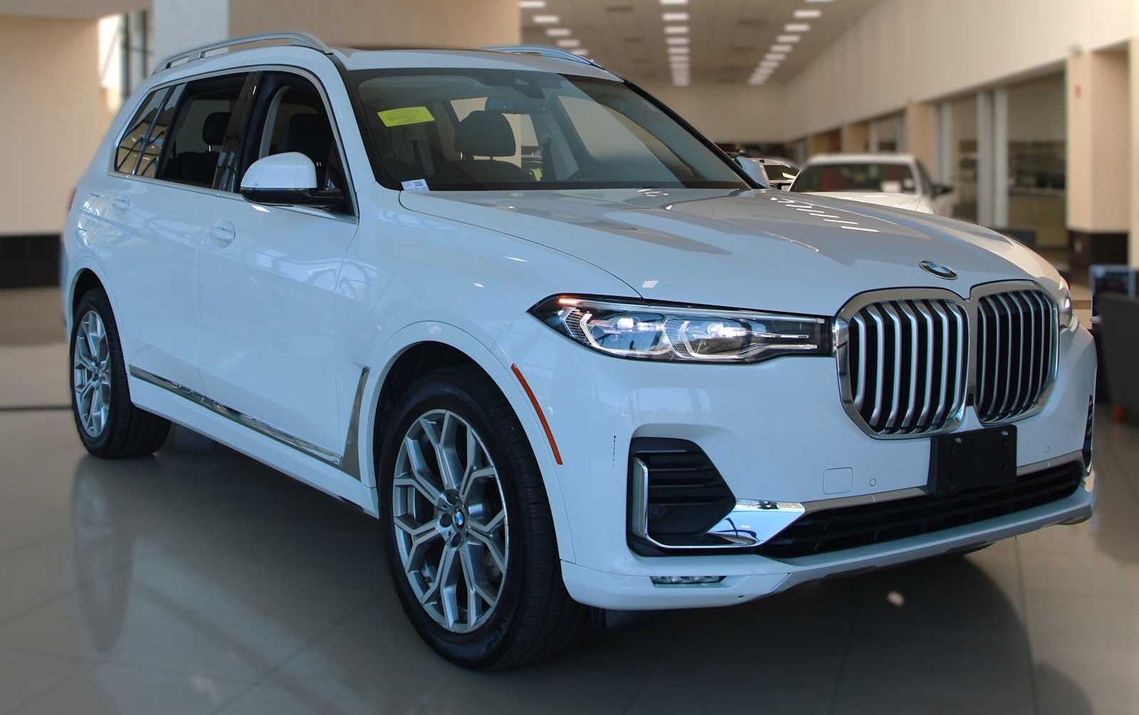 2021 BMW X7