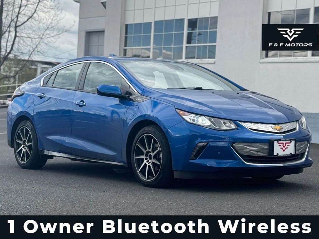 2017 CHEVROLET Volt