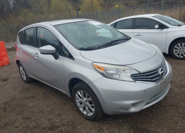 2015 NISSAN Versa