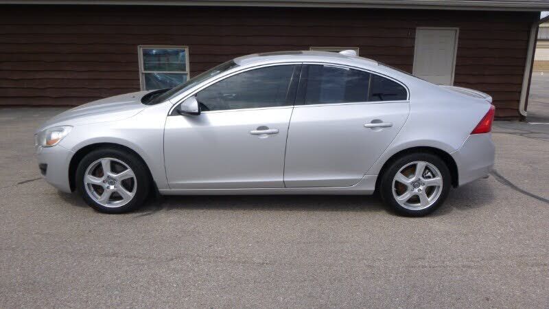 2012 VOLVO S60