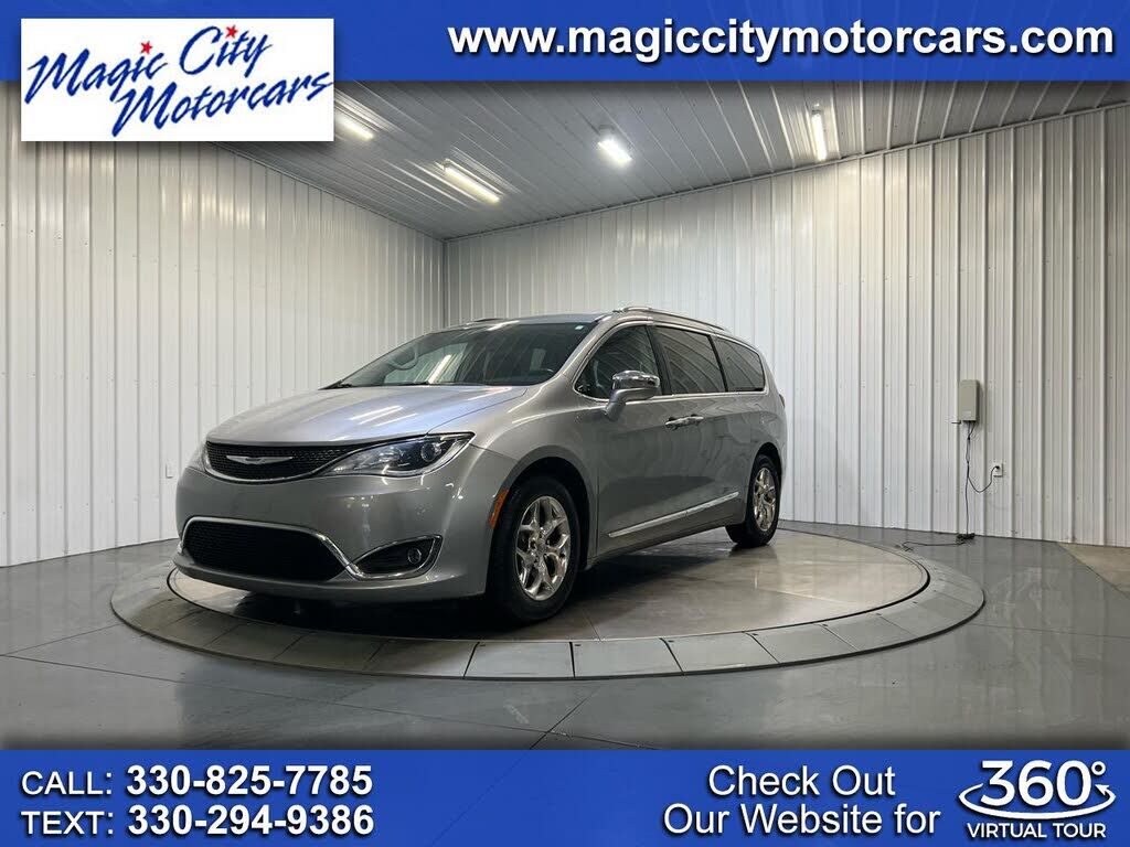 2020 CHRYSLER Pacifica