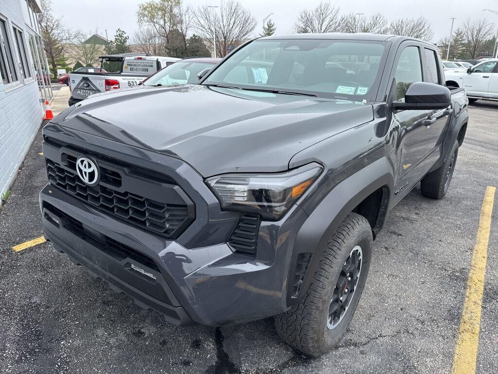 2025 TOYOTA Tacoma