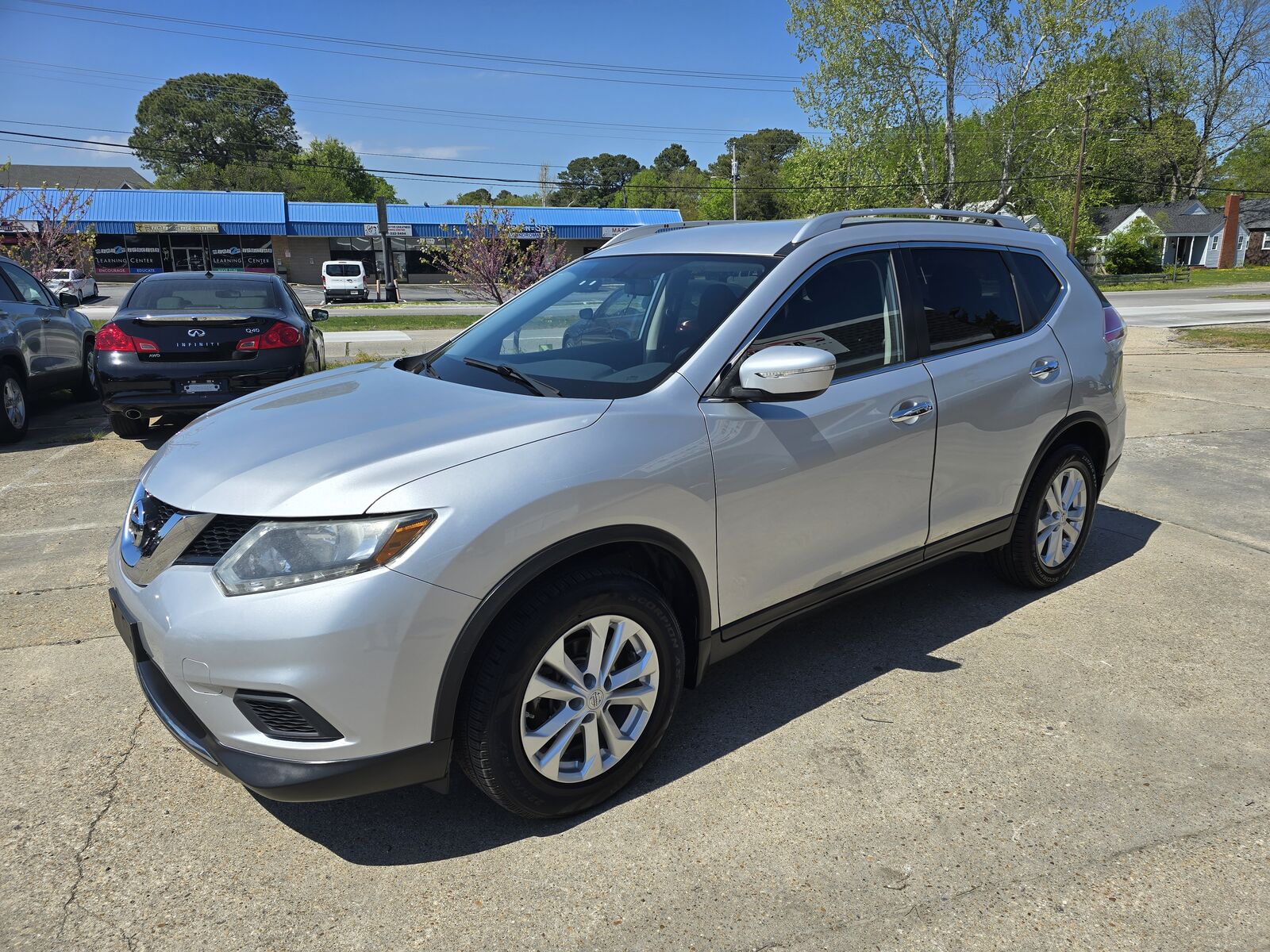 2015 NISSAN Rogue
