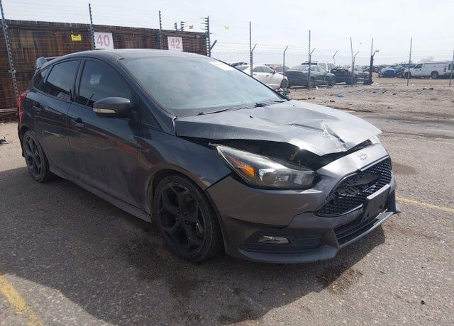 2017 FORD Focus