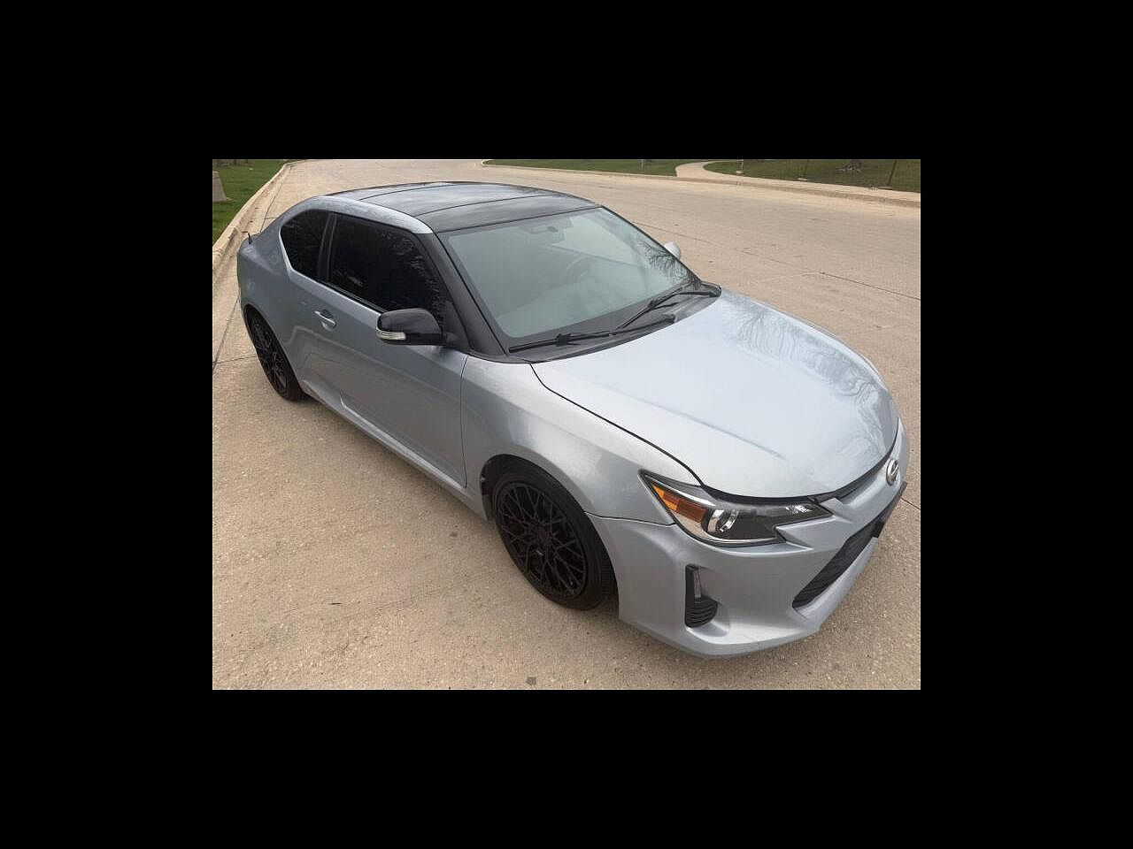 2014 TOYOTA SCION