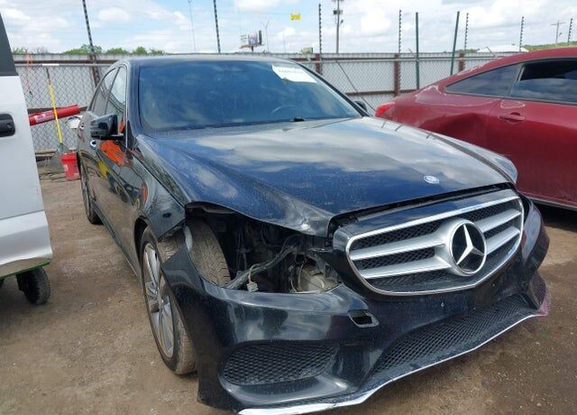 2016 MERCEDES-BENZ E-Class