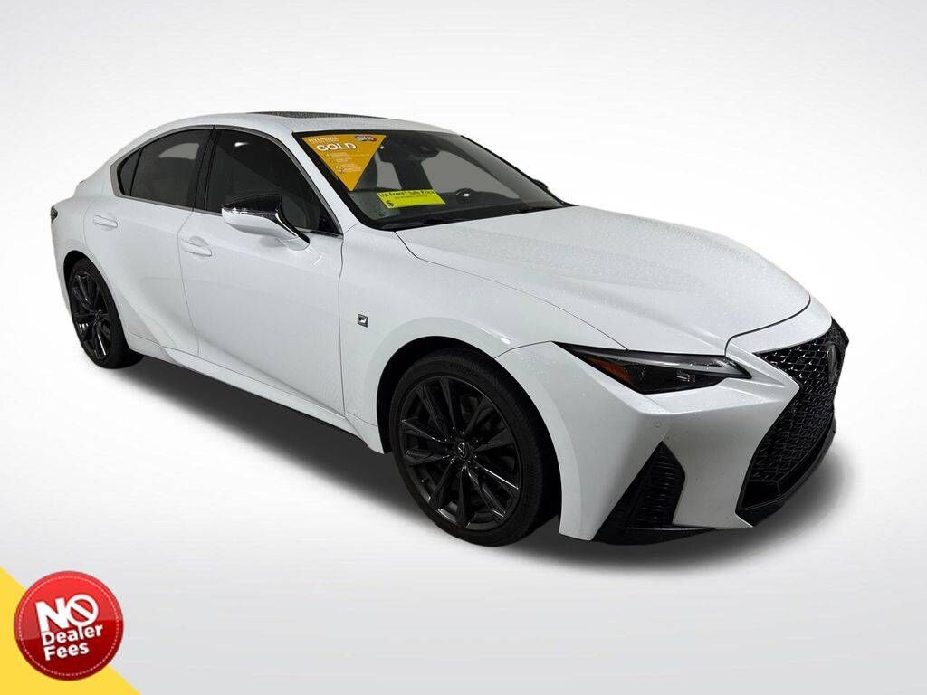 2021 LEXUS IS