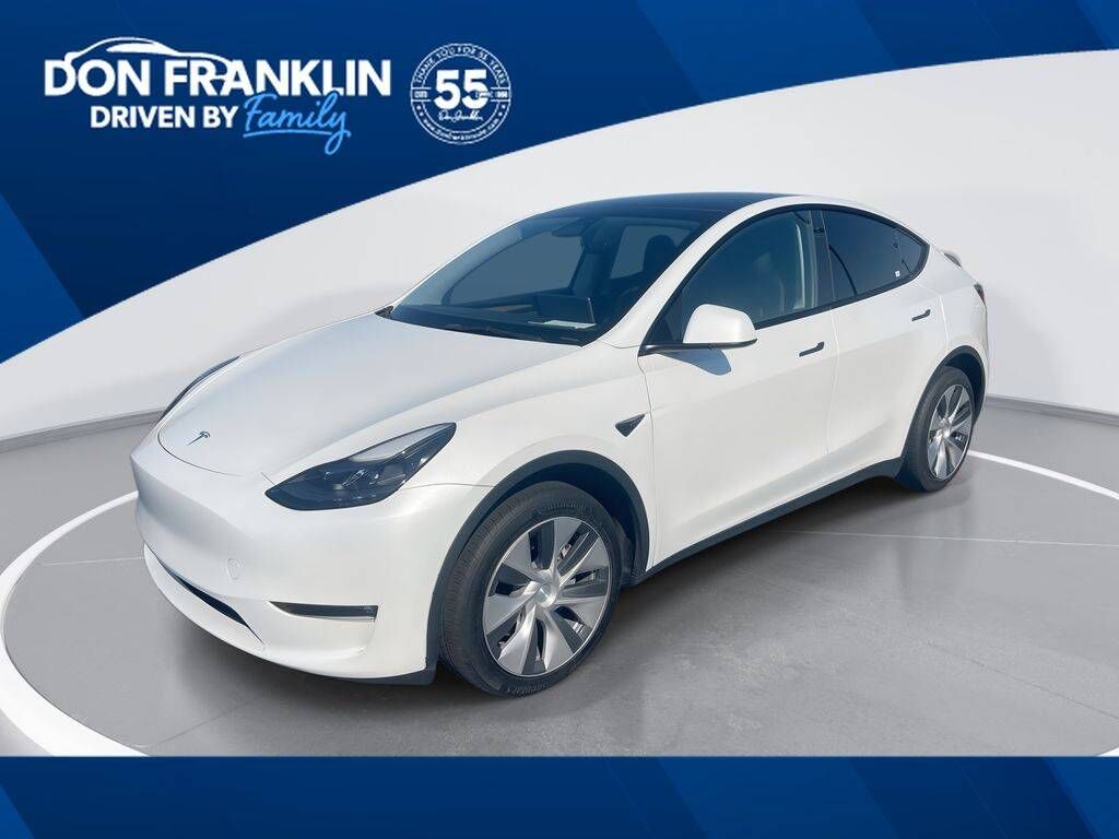 2023 TESLA Model Y