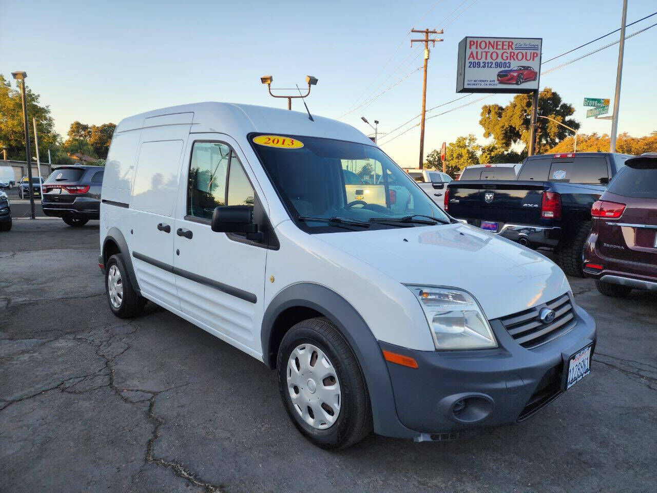 2013 FORD Transit