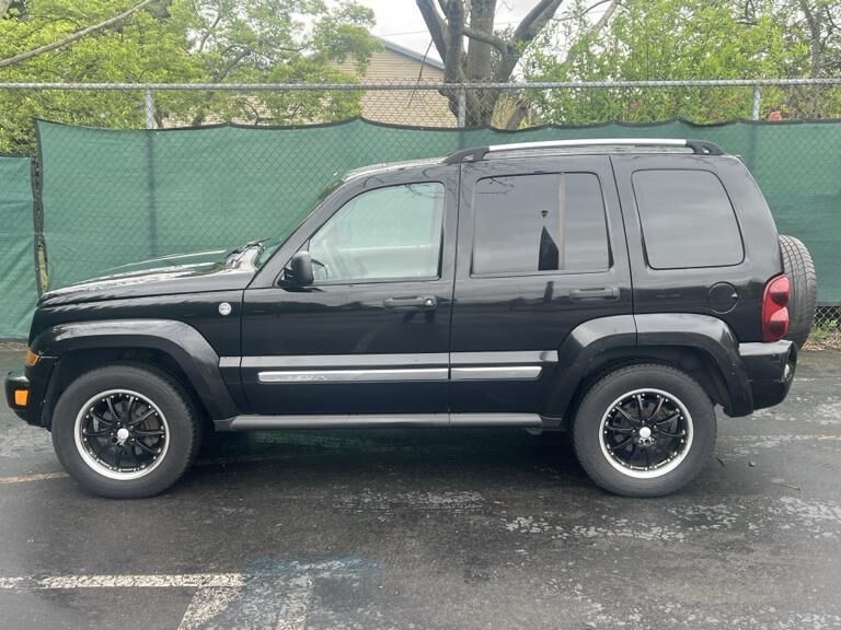 2005 JEEP Liberty