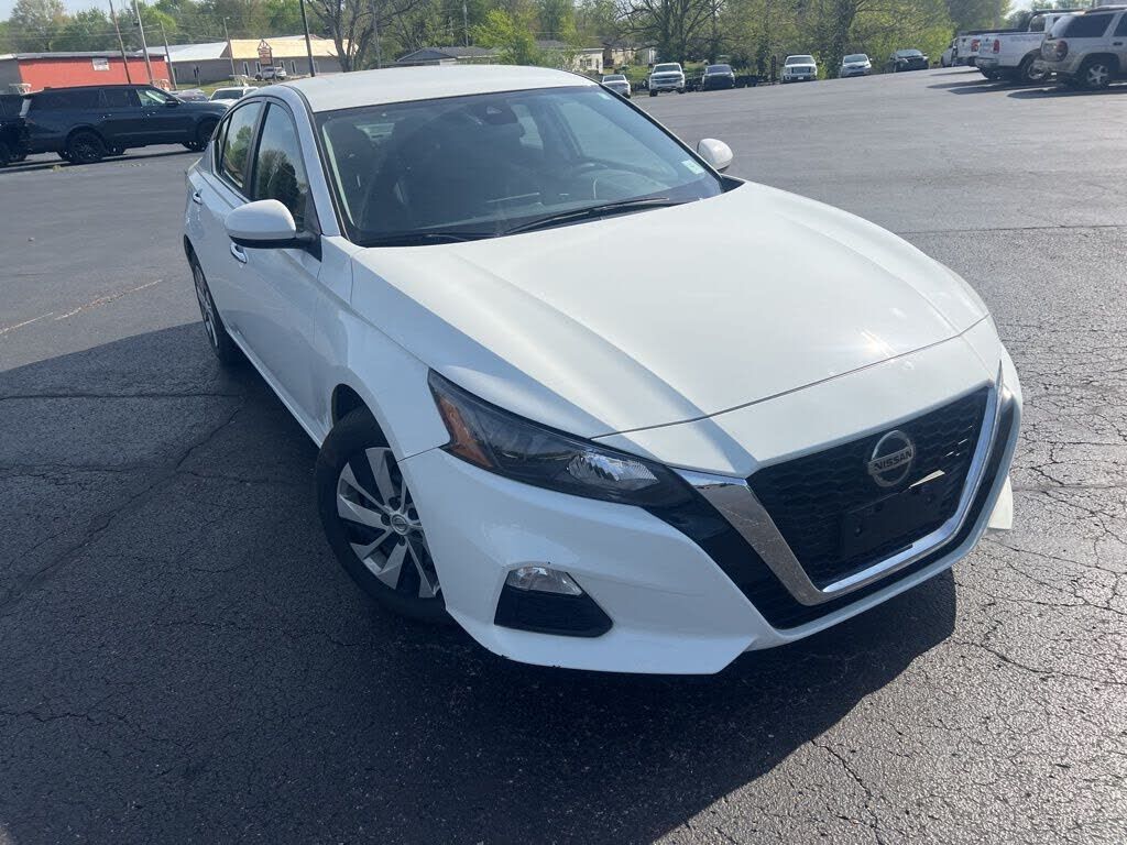 2022 NISSAN Altima