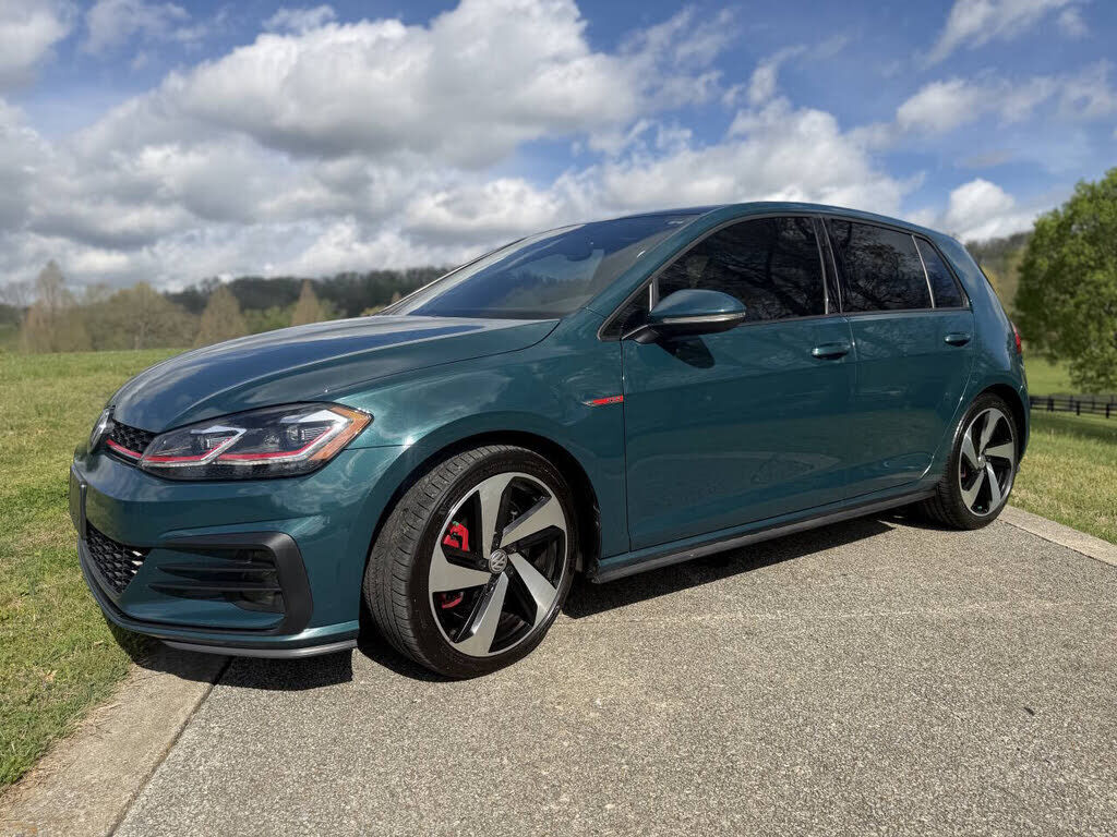 2019 VOLKSWAGEN Golf GTI