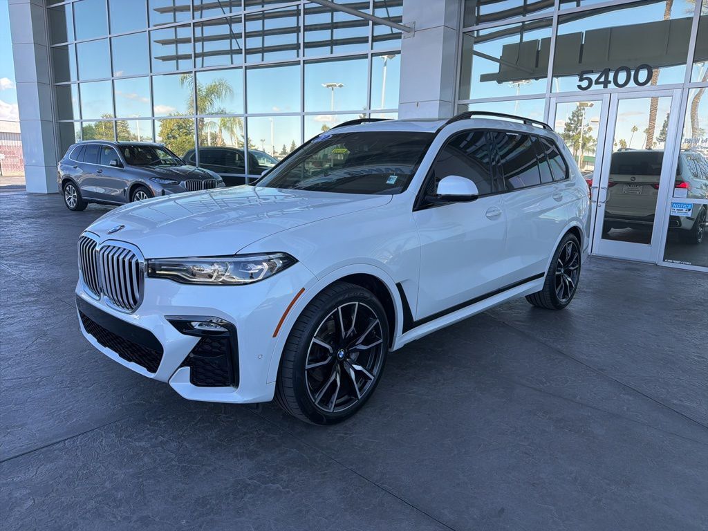 2021 BMW X7