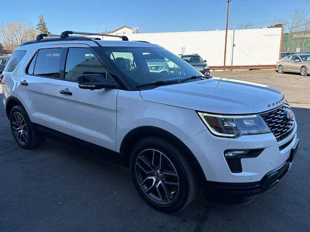 2018 FORD Explorer