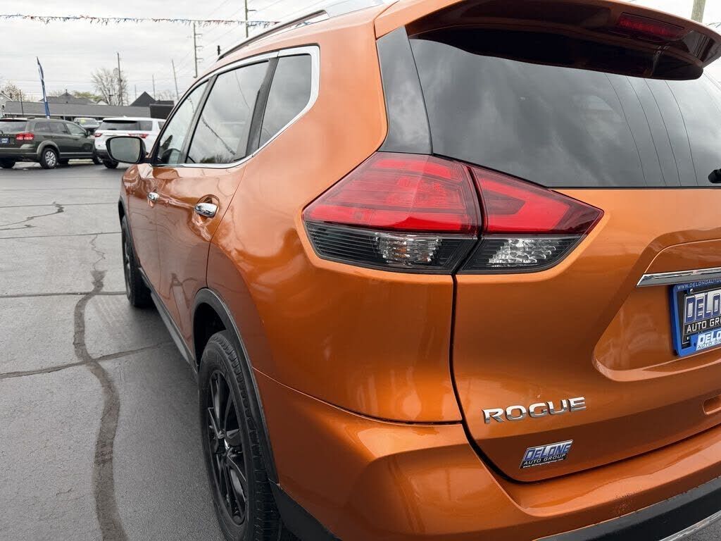2018 NISSAN Rogue