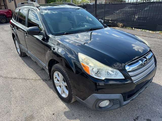 2014 SUBARU Outback