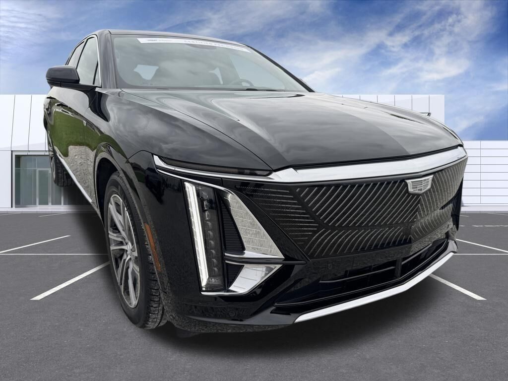 2024 CADILLAC Lyriq