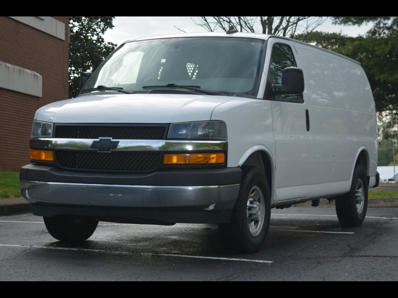 2021 CHEVROLET Express