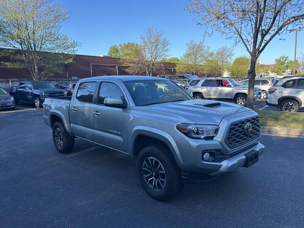 2023 TOYOTA Tacoma