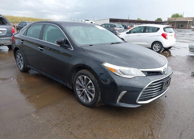 2016 TOYOTA Avalon