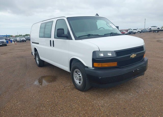 2020 CHEVROLET Express