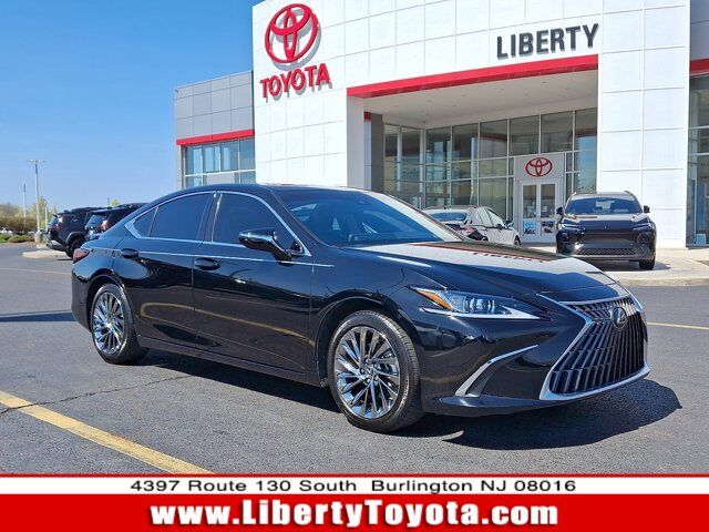 2024 LEXUS ES