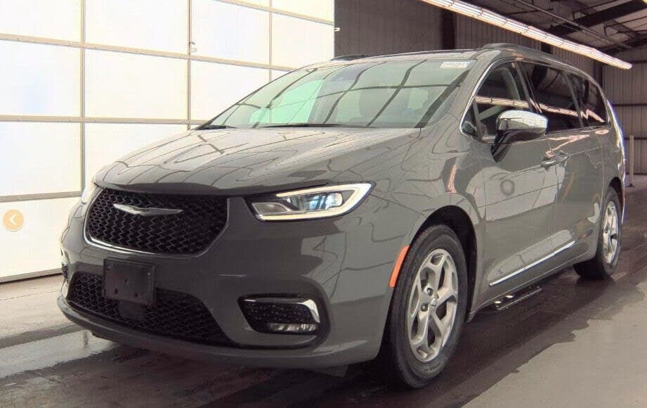 2023 CHRYSLER Pacifica