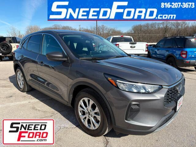 2023 FORD Escape
