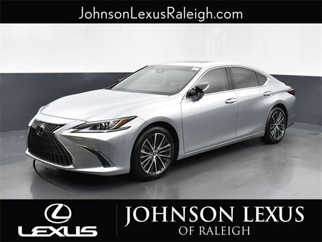 2022 LEXUS ES