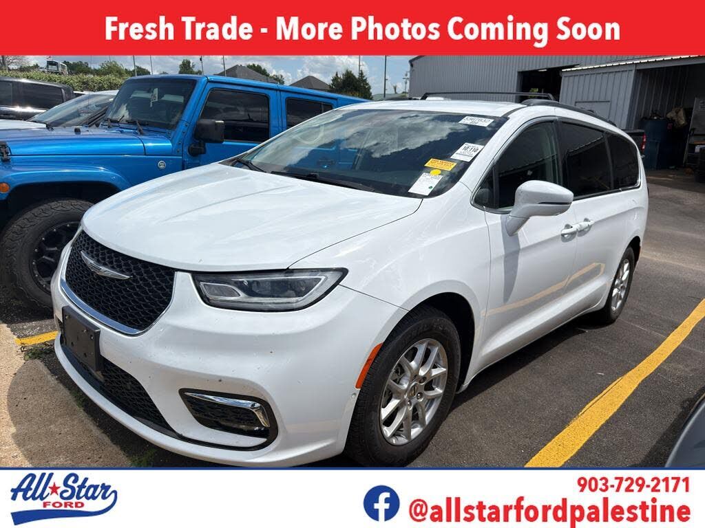2022 CHRYSLER Pacifica