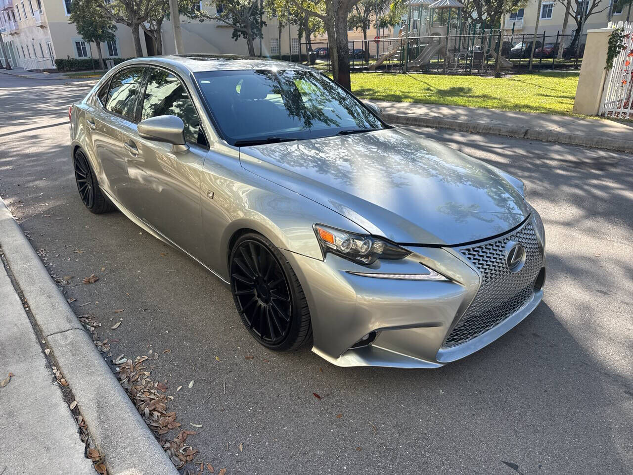 2016 LEXUS IS