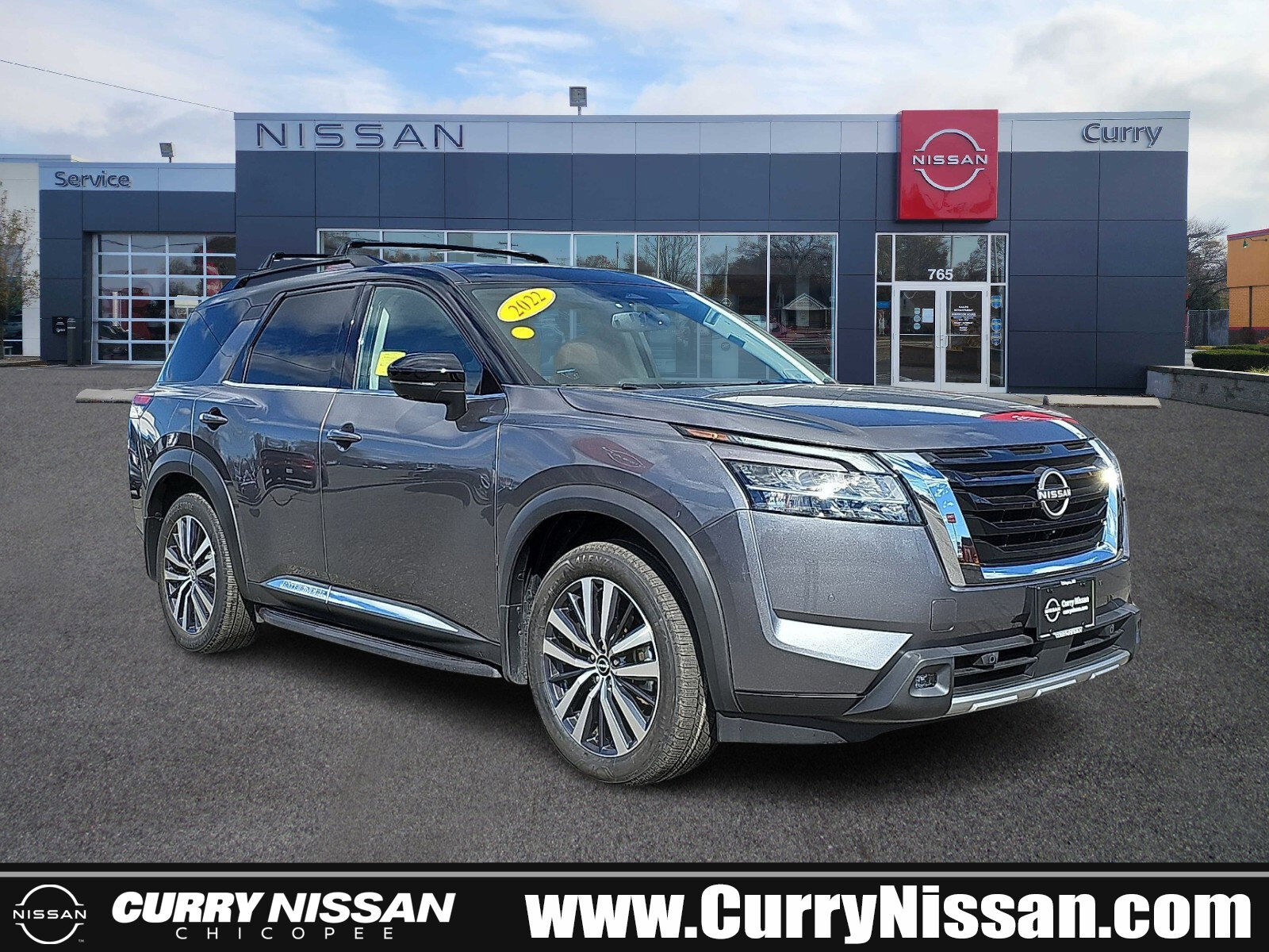 2022 NISSAN Pathfinder