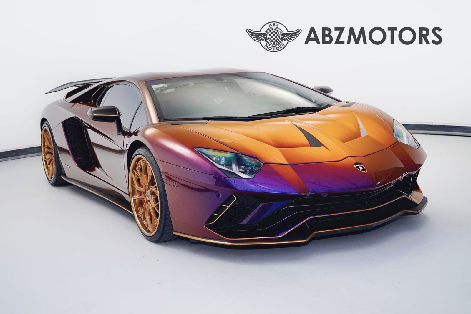 2017 LAMBORGHINI Aventador