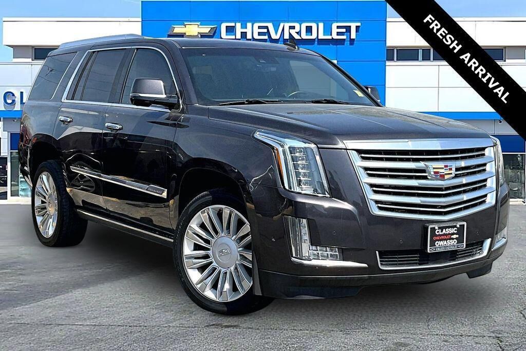 2018 CADILLAC Escalade
