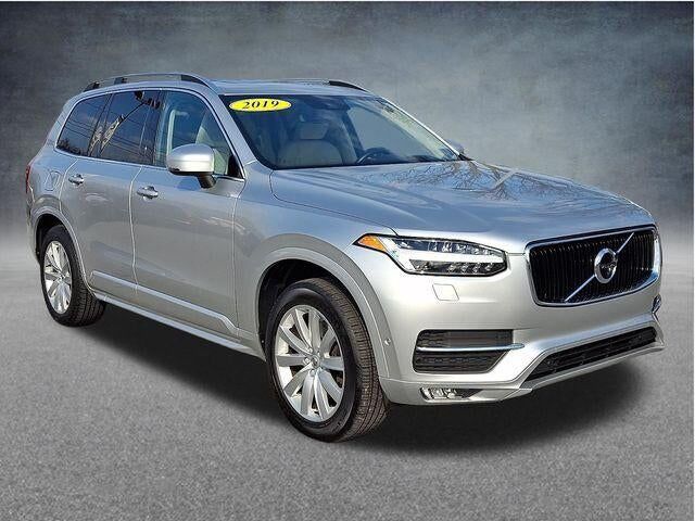 2019 VOLVO XC90