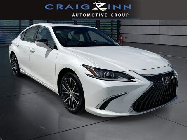 2022 LEXUS ES