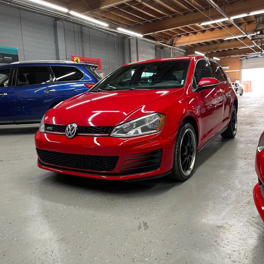2017 VOLKSWAGEN Golf GTI