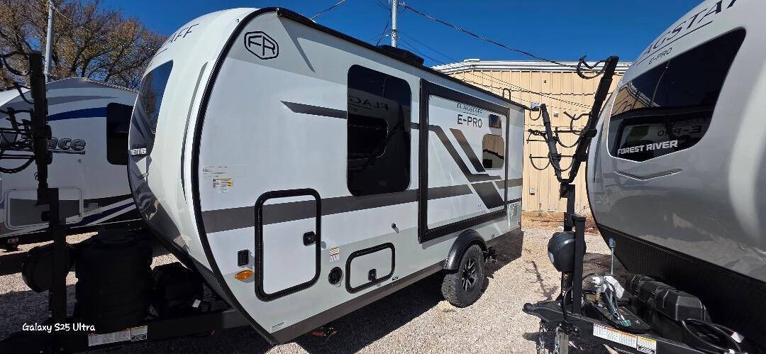 2026 FOREST RIVER Flagstaff Light Weight Trailers