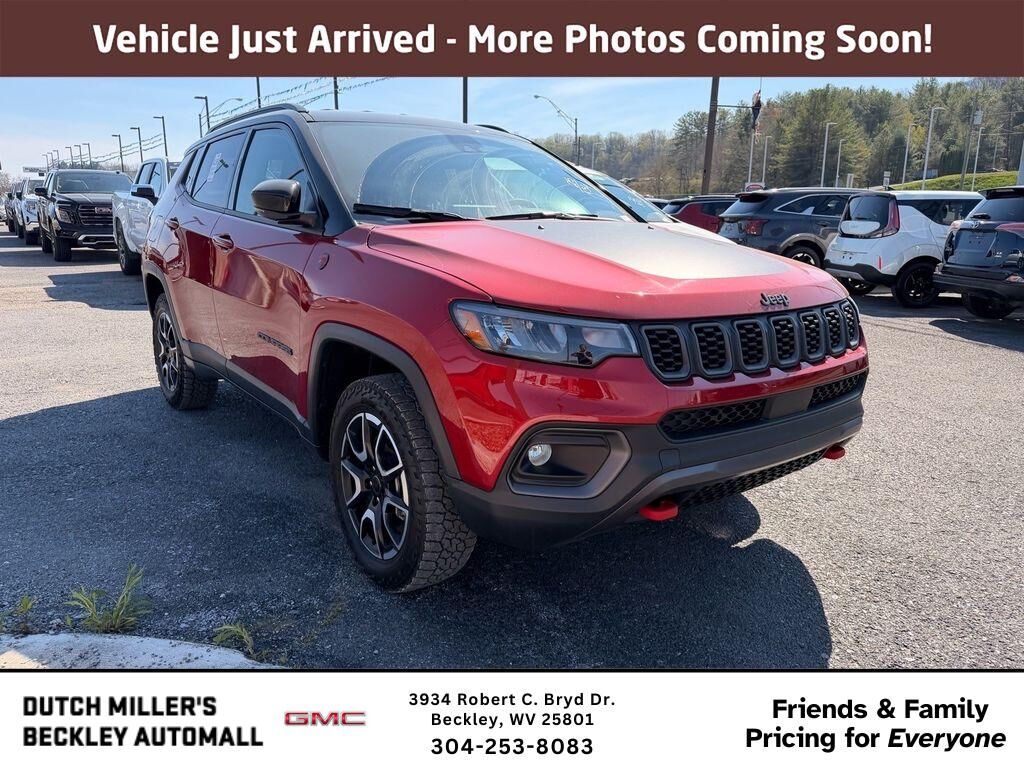 2025 JEEP Compass